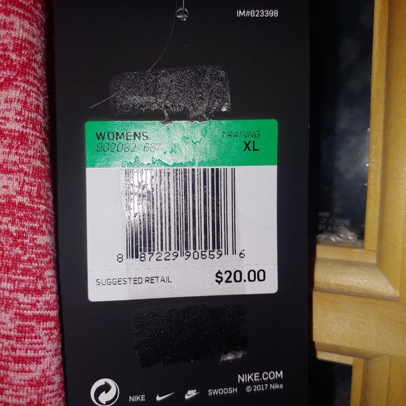 Womens Nike t'shirt - Picture 3 of 4